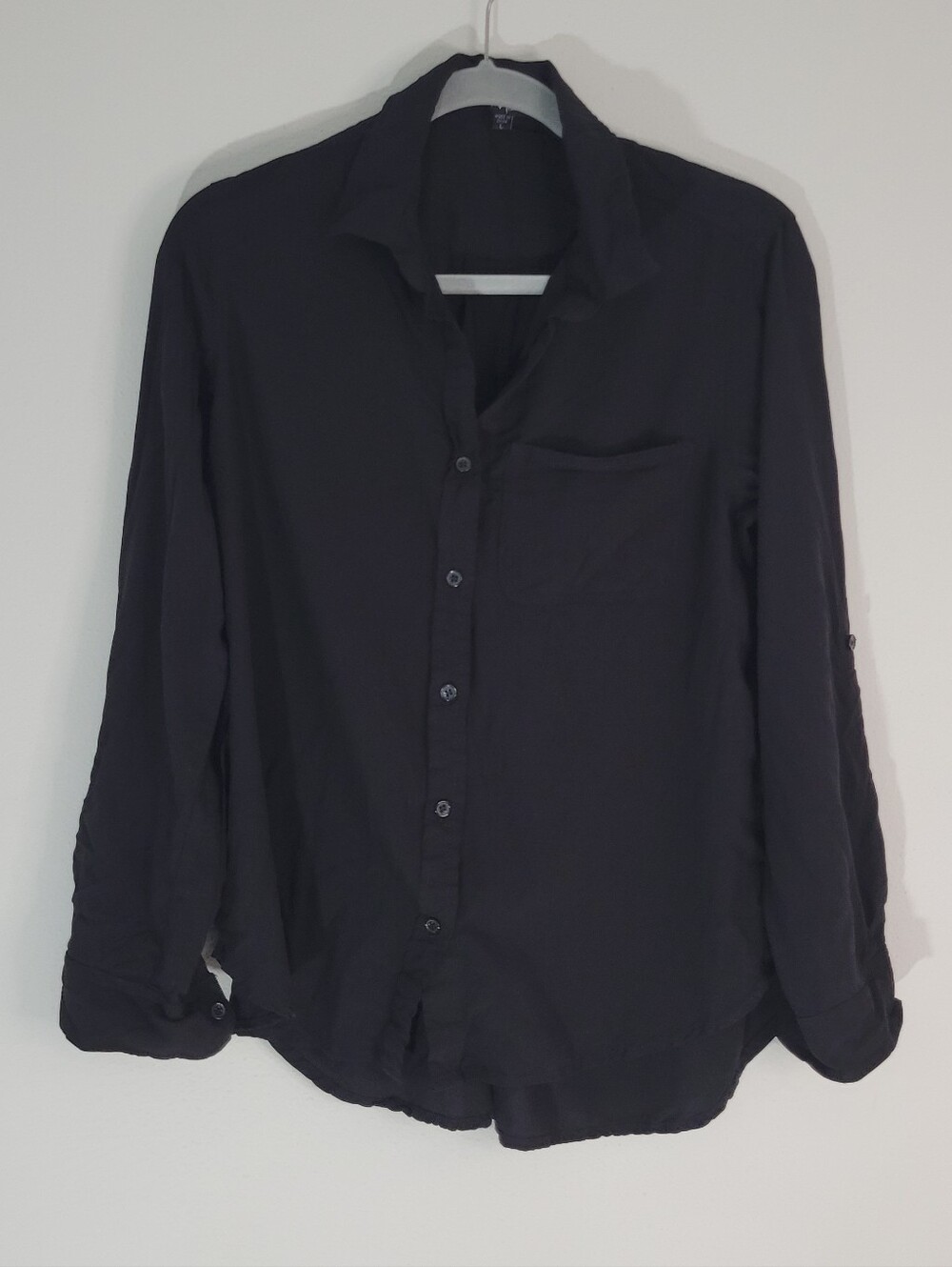Velvet Heart Women Black Button-Up Shirt - Classic Long Sleeve Size L.